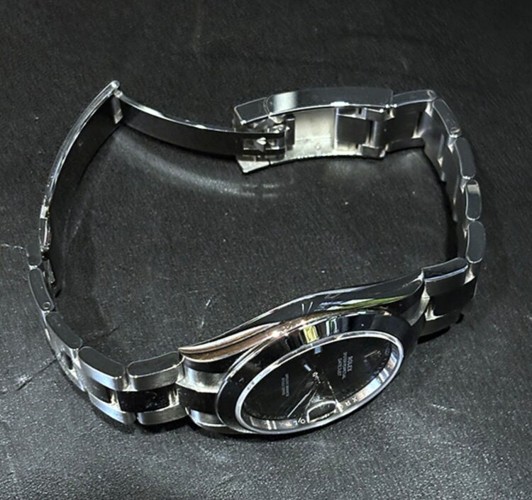 126300 ウインブルドン（高級時計）の商品画像 - 査定依頼日：2025年5月27日 - 最高査定価格：1,370,000円