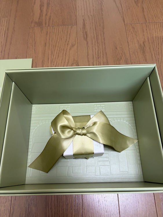 ヴァンクリアンドアーペル（金・貴金属）の商品画像 - 査定依頼日：2026年10月1日 - 最高査定価格：200,000円