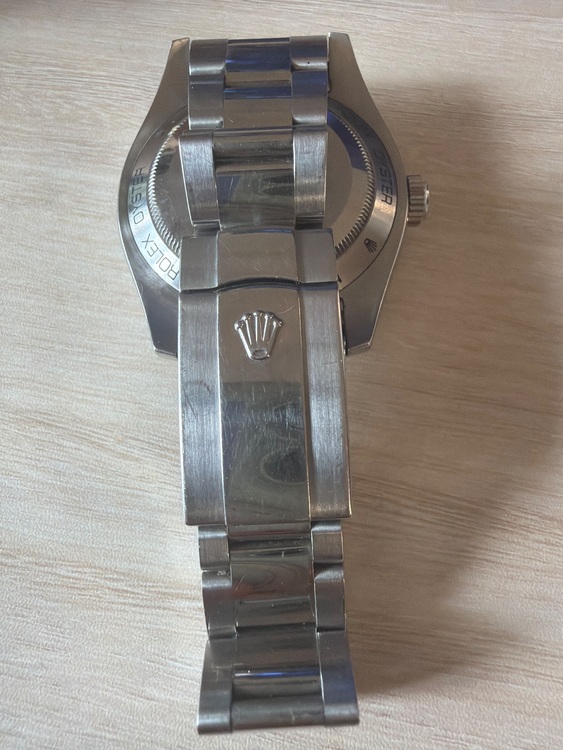 ロレックス ミルガウス （高級時計）の商品画像 - 査定依頼日：2025年11月17日 - 最高査定価格：1,300,000円