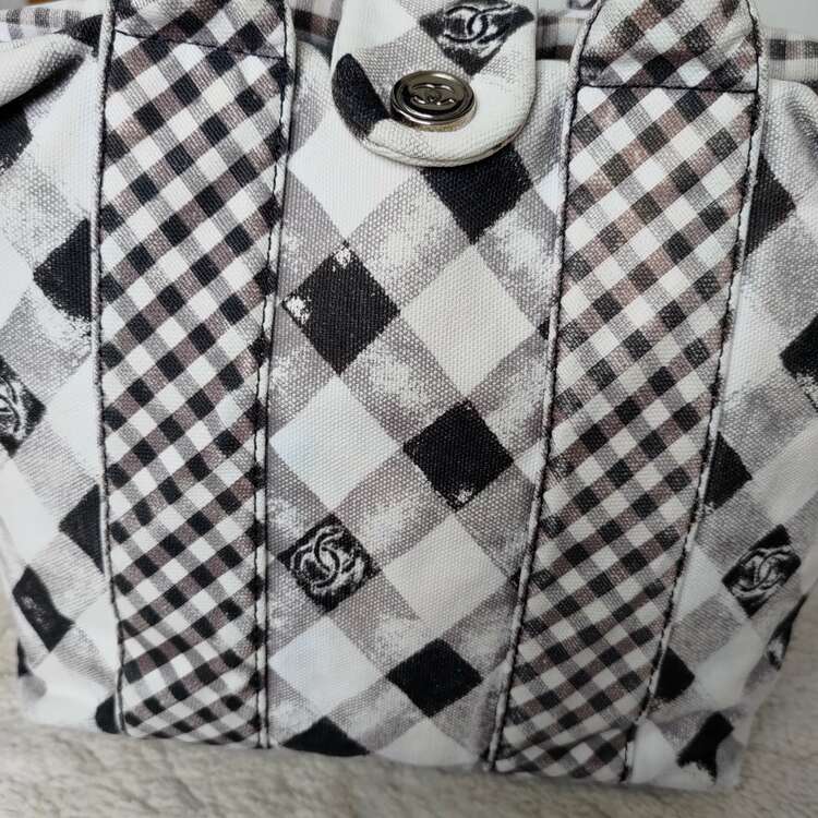 クルーズライントートバッグ（ブランドバッグ）の商品画像 - 査定依頼日：2025年5月23日 - 最高査定価格：45,000円