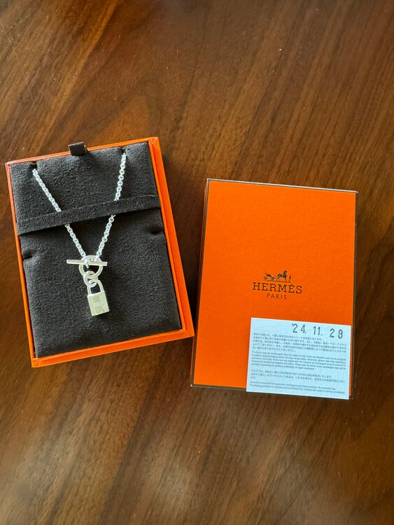 HERMES シルバー　ネックレス（金・貴金属）の商品画像 - 査定依頼日：2024年12月2日 - 最高査定価格：30,000円