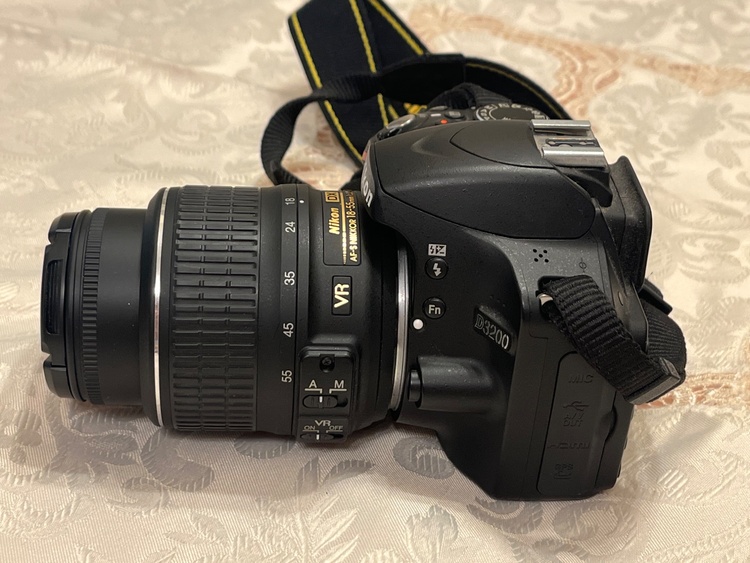 D3200（カメラ）の商品画像 - 査定依頼日：2026年4月28日 - 最高査定価格：12,000円