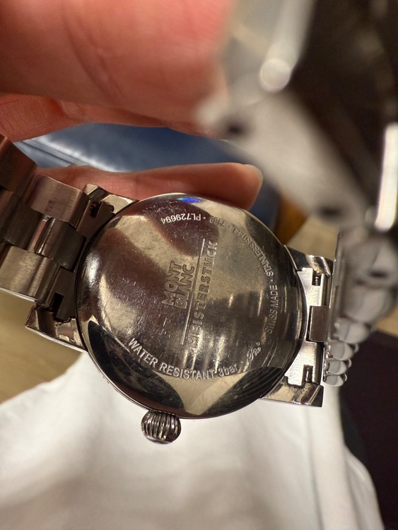 Montblanc Star（モンブラン スター）デイト オートマティック（高級時計）の商品画像 - 査定依頼日：2025年9月20日 - 最高査定価格：15,000円