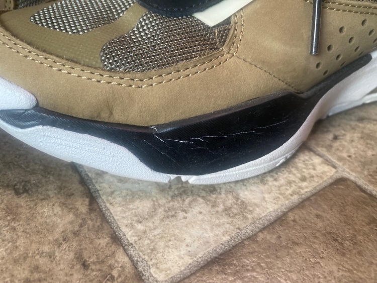 NIKE スニーカー（古着・ファッション）の商品画像 - 査定依頼日：2026年2月16日 - 最高査定価格：1,000円