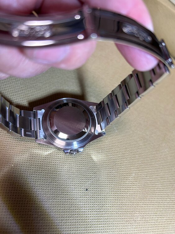 ロレックス エクスプローラー 1657（高級時計）の商品画像 - 査定依頼日：2025年3月8日 - 最高査定価格：1,150,000円