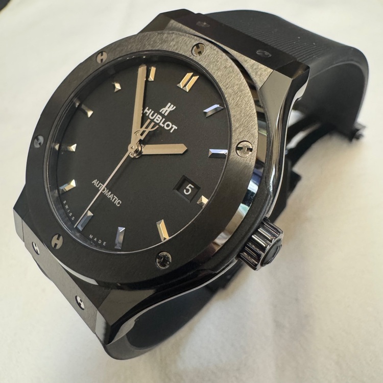 ウブロ クラシックフュージョン （高級時計）の商品画像 - 査定依頼日：2025年11月17日 - 最高査定価格：780,000円