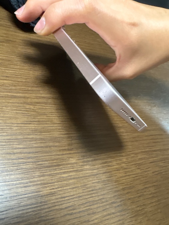 iPhone 13 128GB au（スマホ）の商品画像 - 査定依頼日：2025年10月17日 - 最高査定価格：43,000円