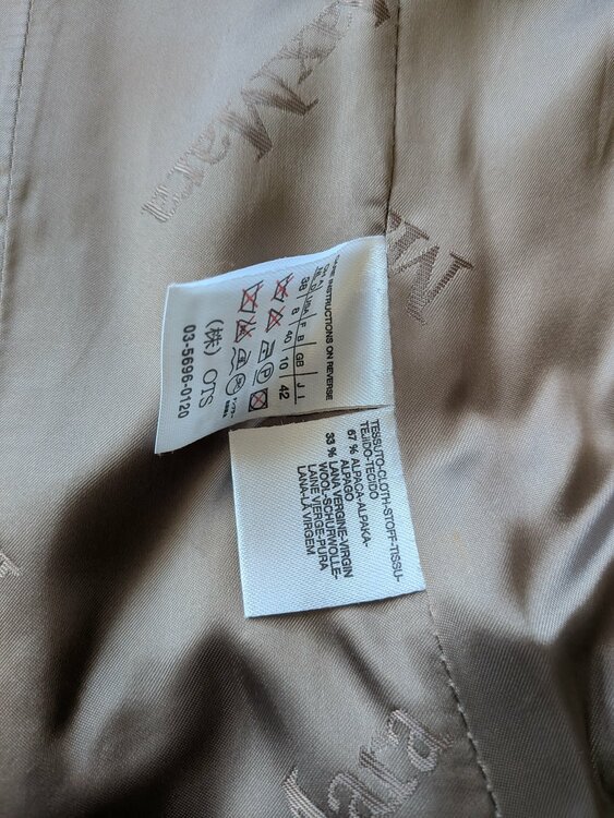 Max Mara　ロングコート（古着・ファッション）の商品画像 - 査定依頼日：2026年8月26日 - 最高査定価格：14,000円
