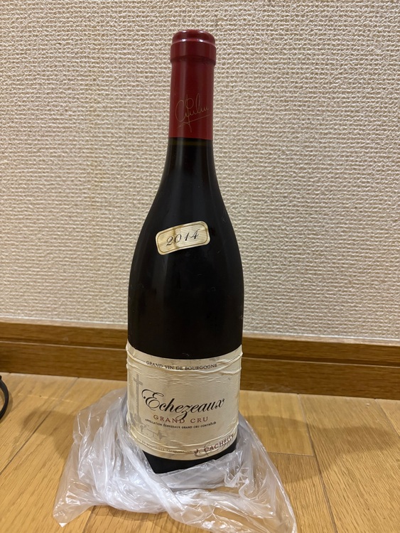 ワイン エシェゾー （お酒）の商品画像 - 査定依頼日：2025年7月8日 - 最高査定価格：21,000円