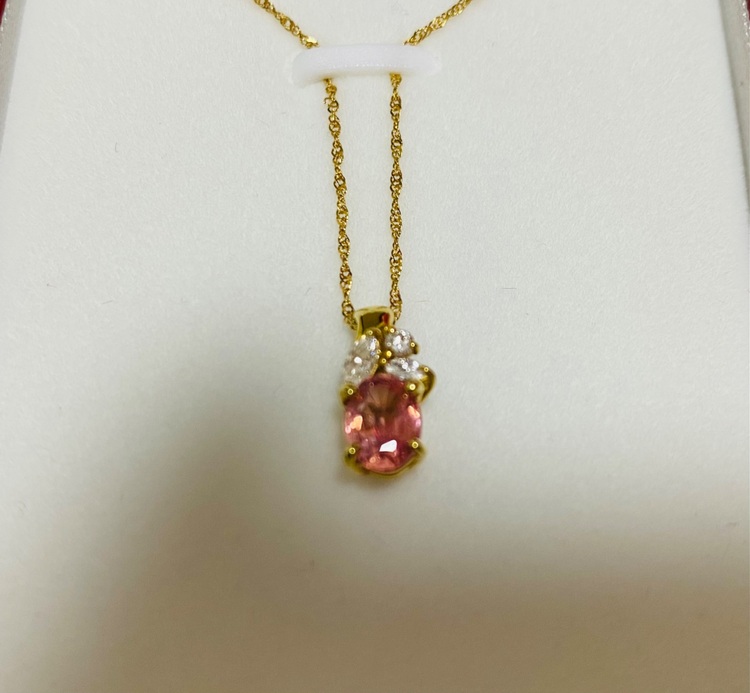 天然サファイア（パパラチャ）（金・貴金属）の商品画像 - 査定依頼日：2025年6月29日 - 最高査定価格：120,000円