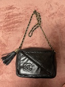 フリンジチェーンショルダー（ブランドバッグ）の商品画像 - 査定依頼日：2026年4月23日 - 最高査定価格：110,000円