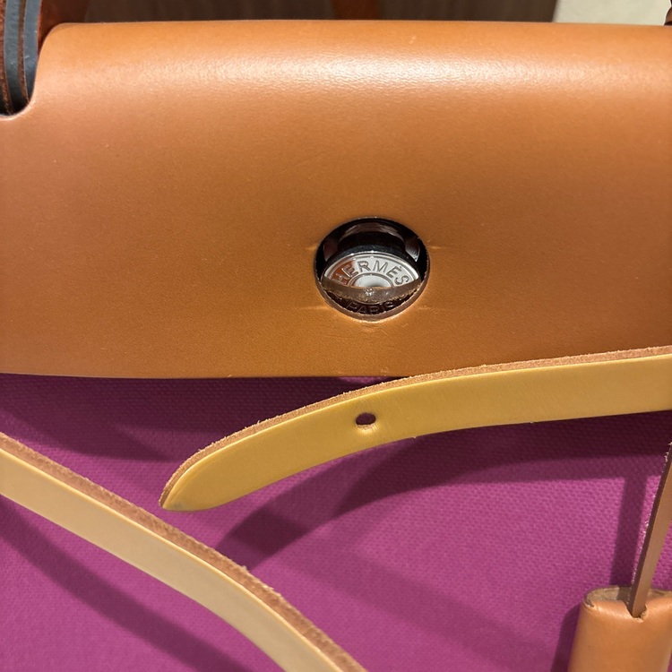 エールバッグジップpm31 ローズパープル（ブランドバッグ）の商品画像 - 査定依頼日：2025年7月19日 - 最高査定価格：270,000円