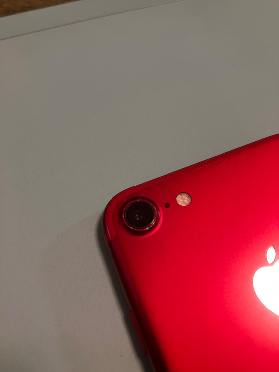 iPhone7 128GB SIMフリー（スマホ）の商品画像 - 査定依頼日：2026年2月19日 - 最高査定価格：2,500円