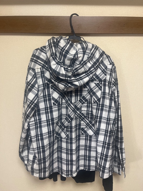 フーディーチェックシャツ（古着・ファッション）の商品画像 - 査定依頼日：2025年11月16日 - 最高査定価格：100,000円