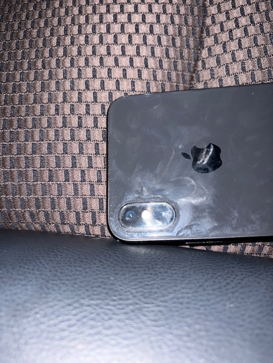 iPhone X（スマホ）の商品画像 - 査定依頼日：2026年2月3日 - 最高査定価格：11,000円