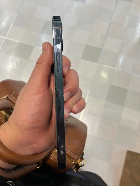 iPhone iPhone 12 Pro 128GB Softbank（スマホ）の商品画像 - 査定依頼日：2026年8月25日 - 最高査定価格：32,500円