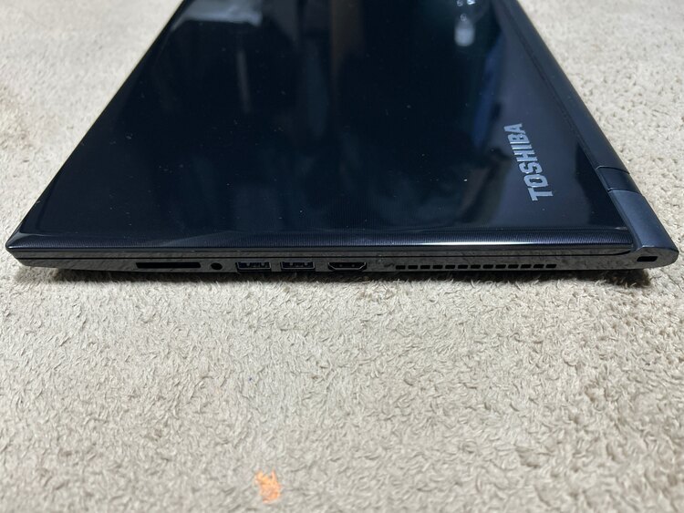 東芝 dynabook T75/UB（PC・タブレット）の商品画像 - 査定依頼日：2025年3月9日 - 最高査定価格：1,500円