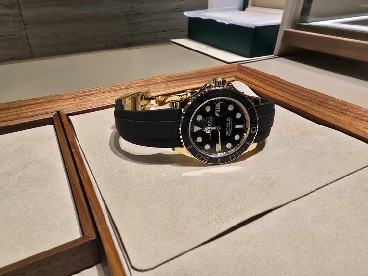 ロレックス ヨットマスター 226658（高級時計）の商品画像 - 査定依頼日：2025年11月12日 - 最高査定価格：5,200,000円