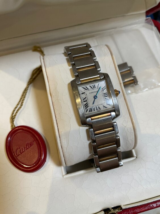 カルティエ タンク cc57928（高級時計）の商品画像 - 査定依頼日：2025年1月5日 - 最高査定価格：400,000円