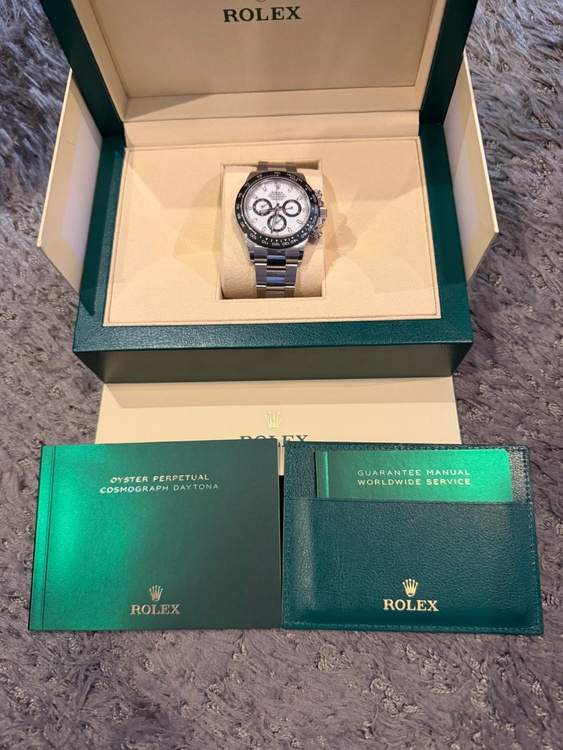 ssデイトナ白（高級時計）の商品画像 - 査定依頼日：2026年2月8日 - 最高査定価格：4,820,000円