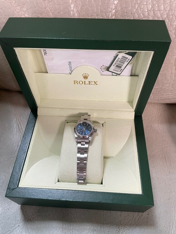 ロレックスオイスターパーペチュアル（高級時計）の商品画像 - 査定依頼日：2025年5月9日 - 最高査定価格：370,000円