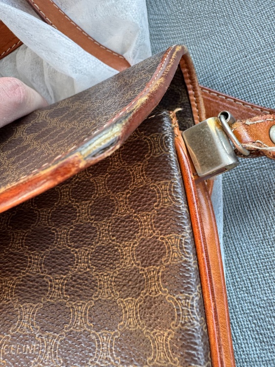 セリーヌ（ブランドバッグ）の商品画像 - 査定依頼日：2025年12月4日 - 最高査定価格：10,000円