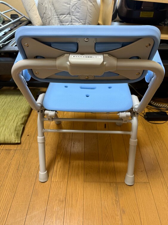 シャワーチェア（介護用品）の商品画像 - 査定依頼日：2026年7月24日 - 最高査定価格：5,000円