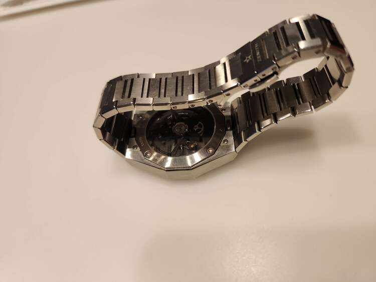 ゼニス その他 デファイスカイライン　すけ（高級時計）の商品画像 - 査定依頼日：2025年4月21日 - 最高査定価格：1,000,000円