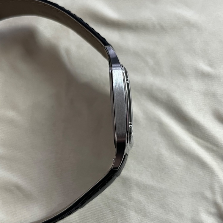 サントス-デュモン ウォッチ（高級時計）の商品画像 - 査定依頼日：2025年6月23日 - 最高査定価格：1,000,000円