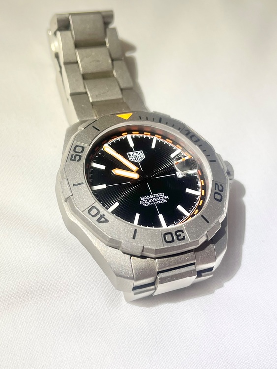 アクアレーサー　バンフォード限定（高級時計）の商品画像 - 査定依頼日：2025年6月26日 - 最高査定価格：330,000円