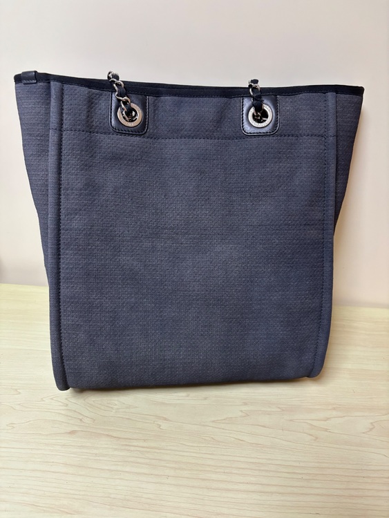 ドーヴィル（ブランドバッグ）の商品画像 - 査定依頼日：2025年12月2日 - 最高査定価格：175,000円