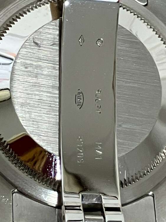 ロレックス デイデイト （高級時計）の商品画像 - 査定依頼日：2025年2月2日 - 最高査定価格：3,790,000円