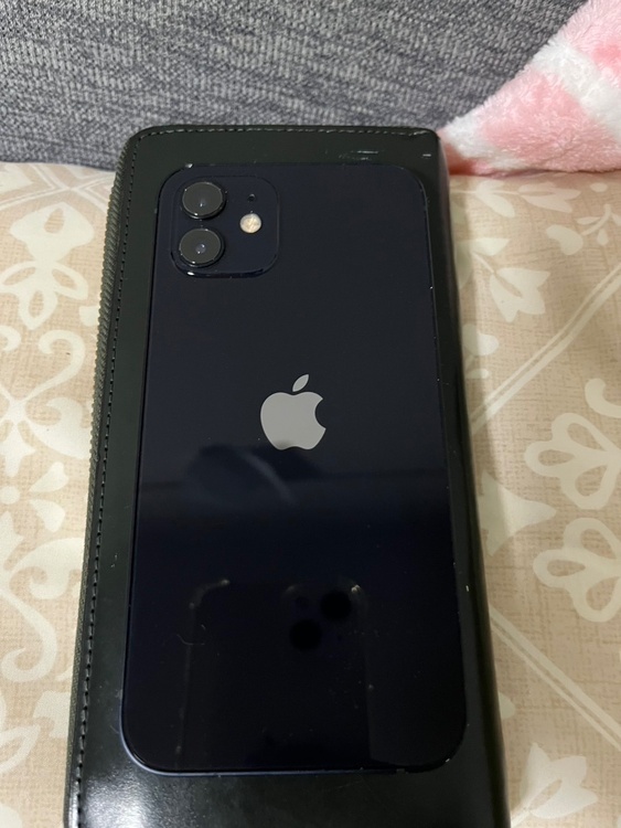 iPhone iPhone 12 64GB SIMフリー（スマホ）の商品画像 - 査定依頼日：2026年8月8日 - 最高査定価格：18,000円