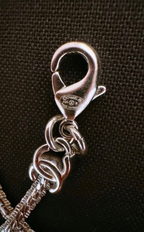 ロングネックレス（古着・ファッション）の商品画像 - 査定依頼日：2026年2月14日 - 最高査定価格：80,000円