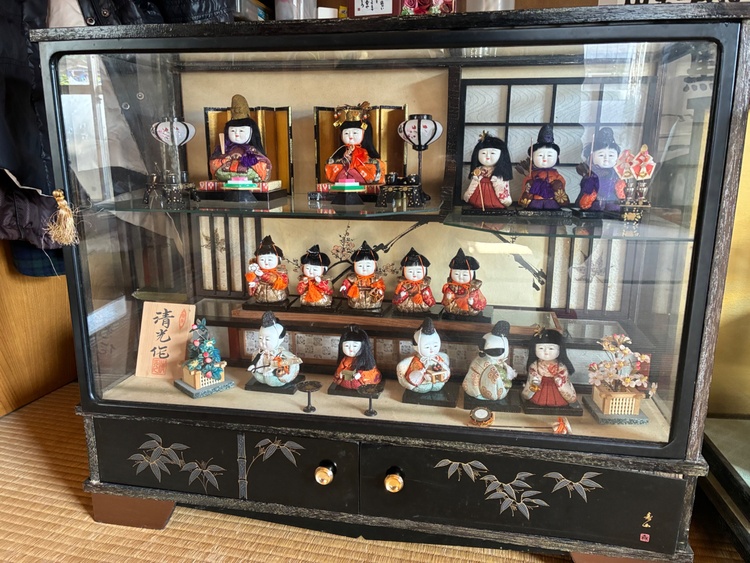 5月人形（美術品・骨董品）の商品画像 - 査定依頼日：2026年2月16日 - 最高査定価格：3,000円