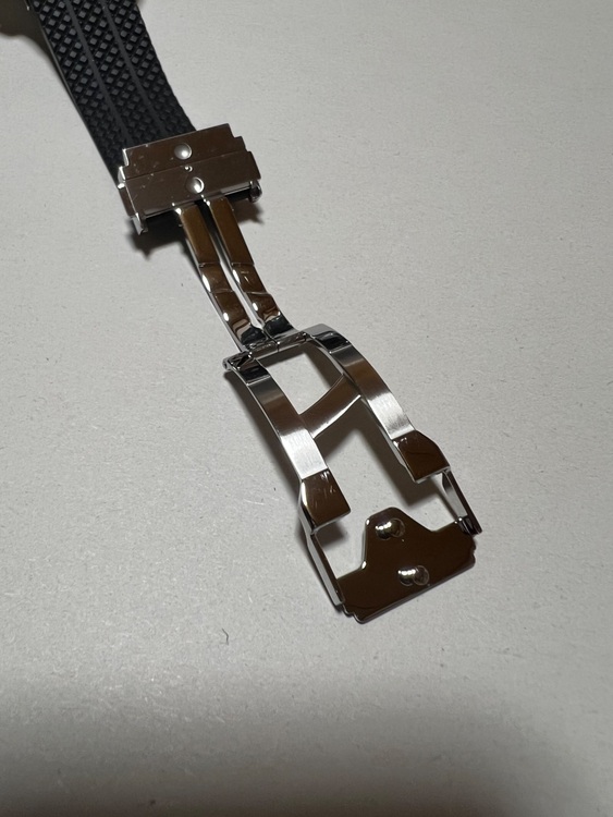 ウブロ ビックバン （高級時計）の商品画像 - 査定依頼日：2025年6月28日 - 最高査定価格：700,000円