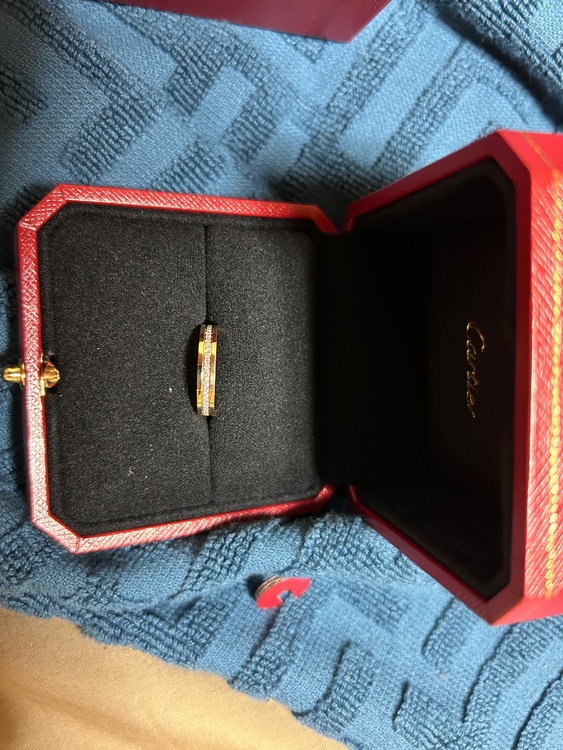 ヴァンドーム ルイ カルティエ ウェディングリング、幅3.5MM、パヴェセッティ（金・貴金属）の商品画像 - 査定依頼日：2025年8月7日 - 最高査定価格：167,000円