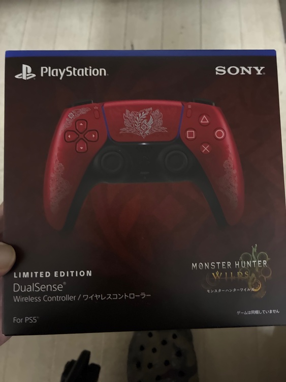 プレステ5用ワイヤレスコントローラー（ゲーム機本体・ゲームソフト）の商品画像 - 査定依頼日：2025年12月12日 - 最高査定価格：3,000円