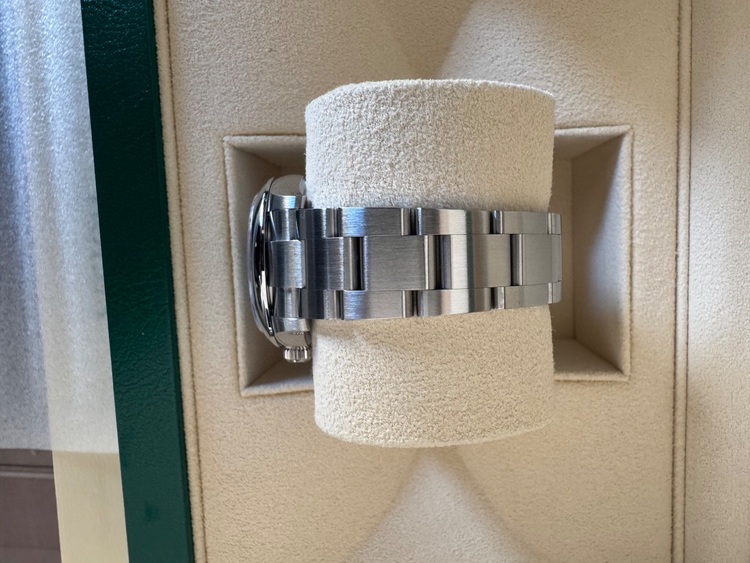 ターコイズ31mm（高級時計）の商品画像 - 査定依頼日：2025年8月31日 - 最高査定価格：1,480,000円