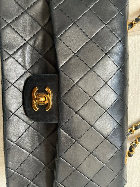 シャネル マトラッセ （ブランドバッグ）の商品画像 - 査定依頼日：2025年1月17日 - 最高査定価格：300,000円