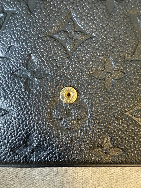 ポシェットフェリシー（ブランドバッグ）の商品画像 - 査定依頼日：2026年2月19日 - 最高査定価格：170,000円