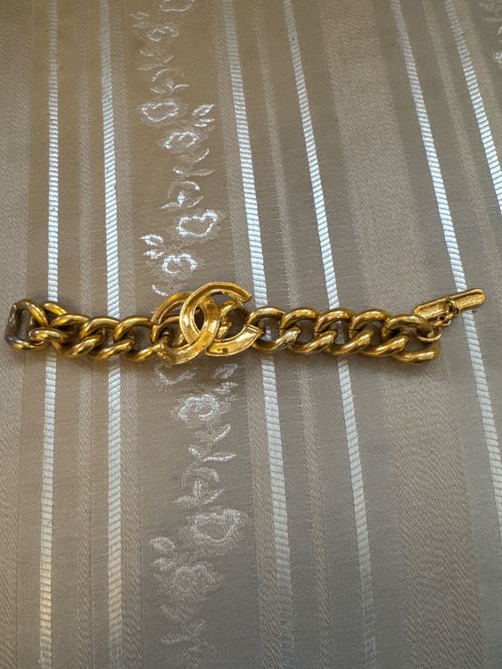 ブレスレット（ブランド財布・小物）の商品画像 - 査定依頼日：2025年12月30日 - 最高査定価格：35,000円