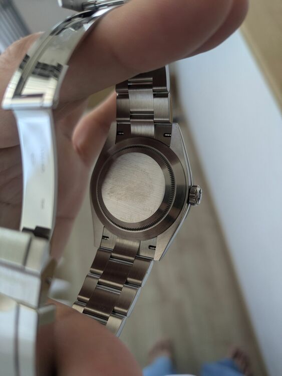 ロレックス エクスプローラー 22427（高級時計）の商品画像 - 査定依頼日：2025年6月17日 - 最高査定価格：1,260,000円