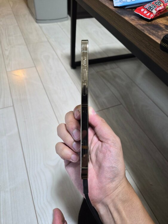 iPhone iPhone 12 Pro 128GB SIMフリー（スマホ）の商品画像 - 査定依頼日：2026年9月22日 - 最高査定価格：29,500円