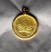 メイプルリーフ1/10オンス　ペンダントトップ（金・貴金属）の商品画像 - 査定依頼日：2026年2月24日 - 最高査定価格：179,000円