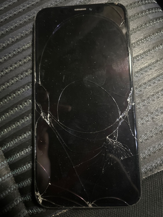 iPhone iPhoneX 64GB docomo（スマホ）の商品画像 - 査定依頼日：2026年9月21日 - 最高査定価格：2,000円