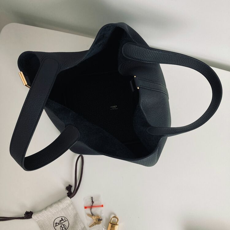 ピコタン 22cm（ブランドバッグ）の商品画像 - 査定依頼日：2025年8月22日 - 最高査定価格：580,000円