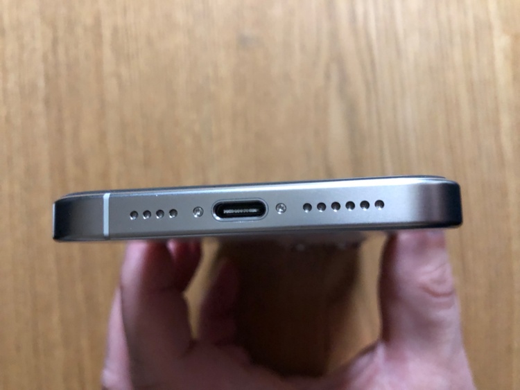 iPhone15 Pro Max　256GB（スマホ）の商品画像 - 査定依頼日：2026年4月15日 - 最高査定価格：97,000円