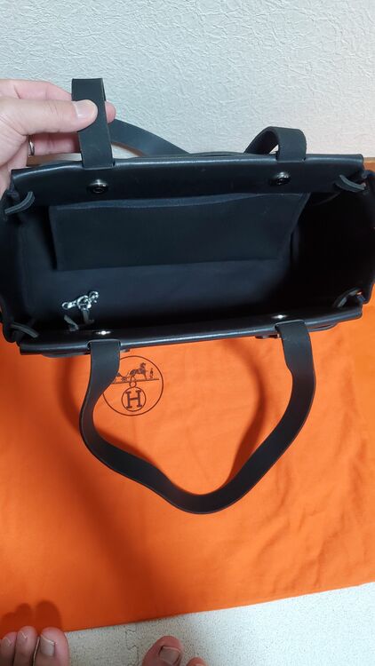 　エールバッグ　カバス　PM　（ブランドバッグ）の商品画像 - 査定依頼日：2025年11月13日 - 最高査定価格：77,000円