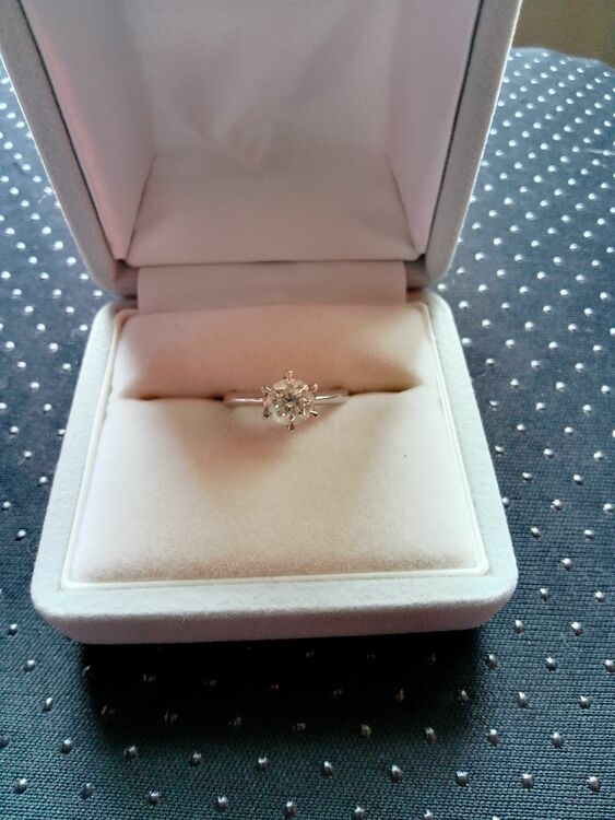 指輪（宝石）の商品画像 - 査定依頼日：2025年10月19日 - 最高査定価格：350,000円